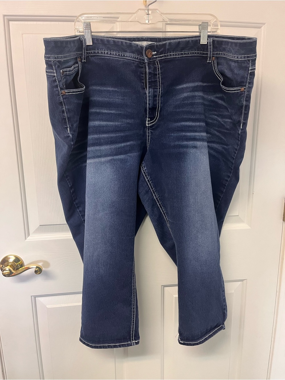 Cato Women's Capris in Dark Blue Wash EST. 1946 Denim